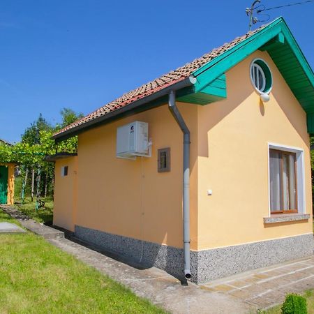 Holiday Home Milkovci Gabrovo Exterior foto